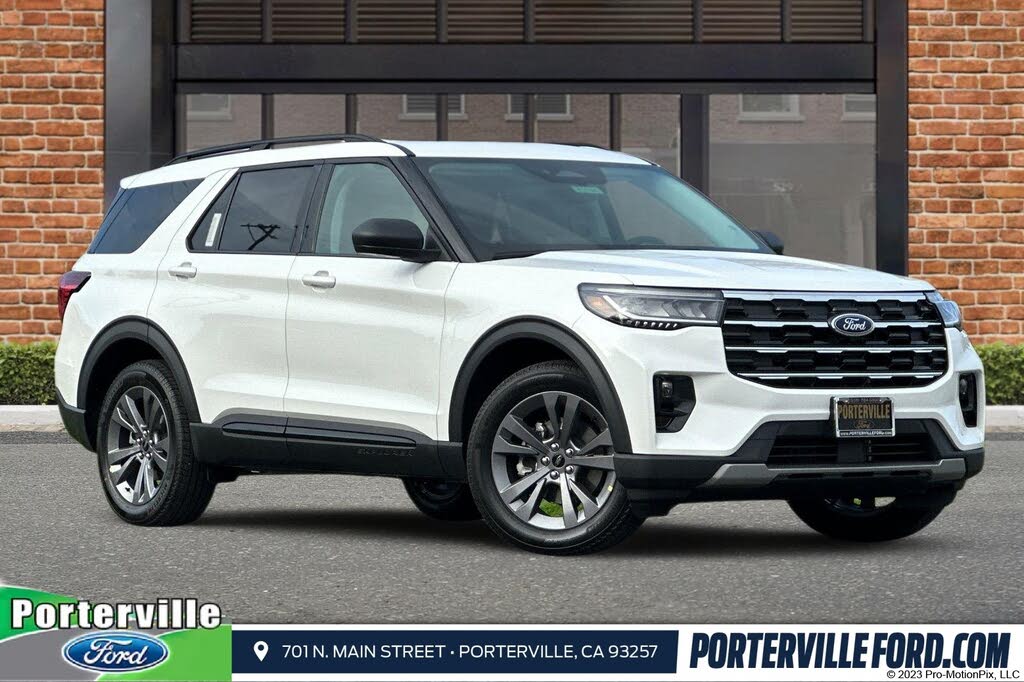 2026 Ford Explorer Active AWD