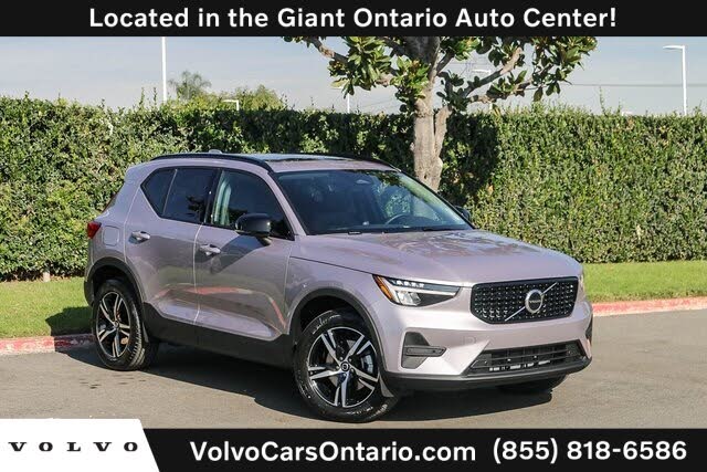2026 Volvo XC40 B4 Core FWD