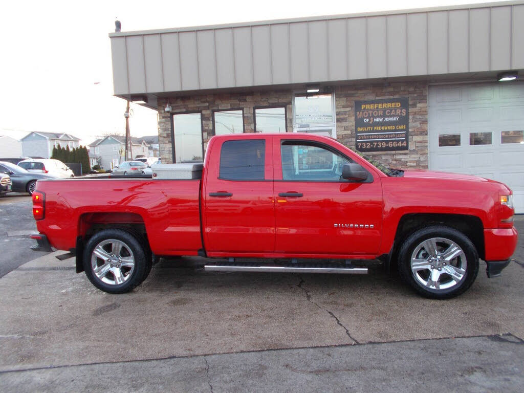 2017 Chevrolet Silverado 1500 Custom Double Cab 4WD