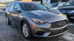 INFINITI QX30 Luxury FWD