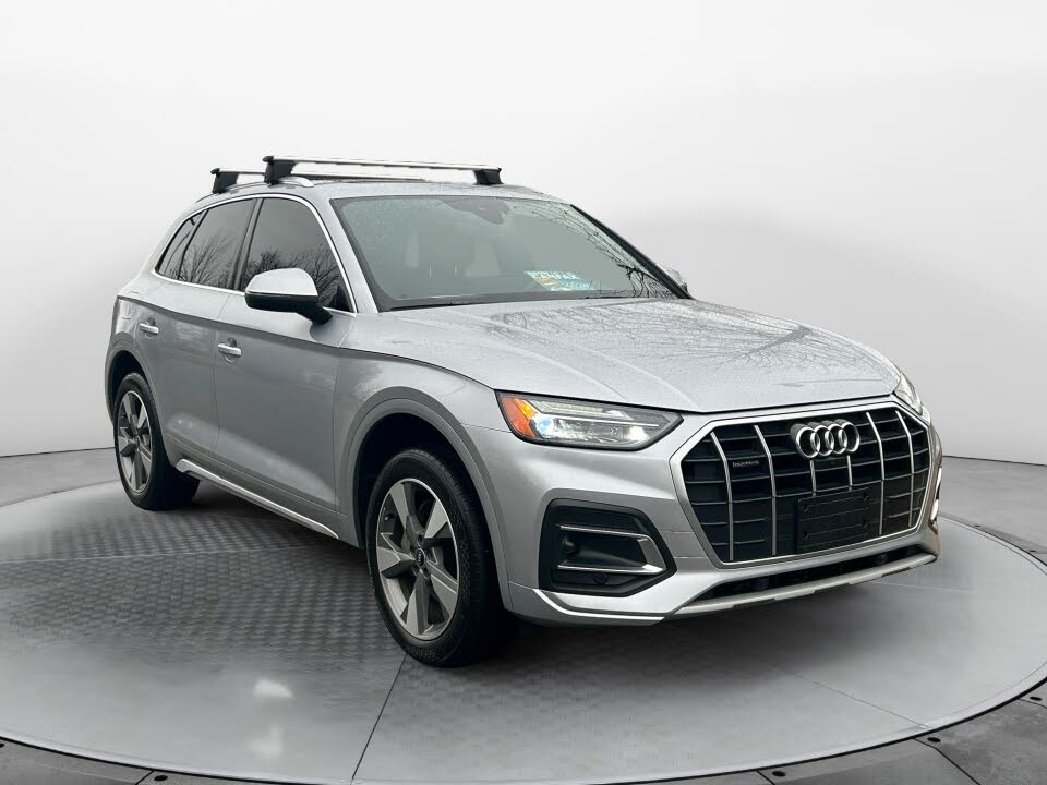 2022 Audi Q5 quattro Premium Plus 40 TFSI