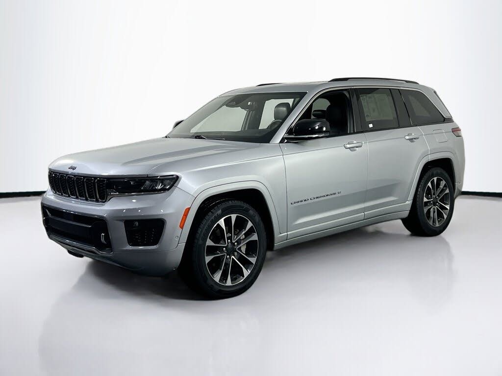 2022 Jeep Grand Cherokee Overland 4WD