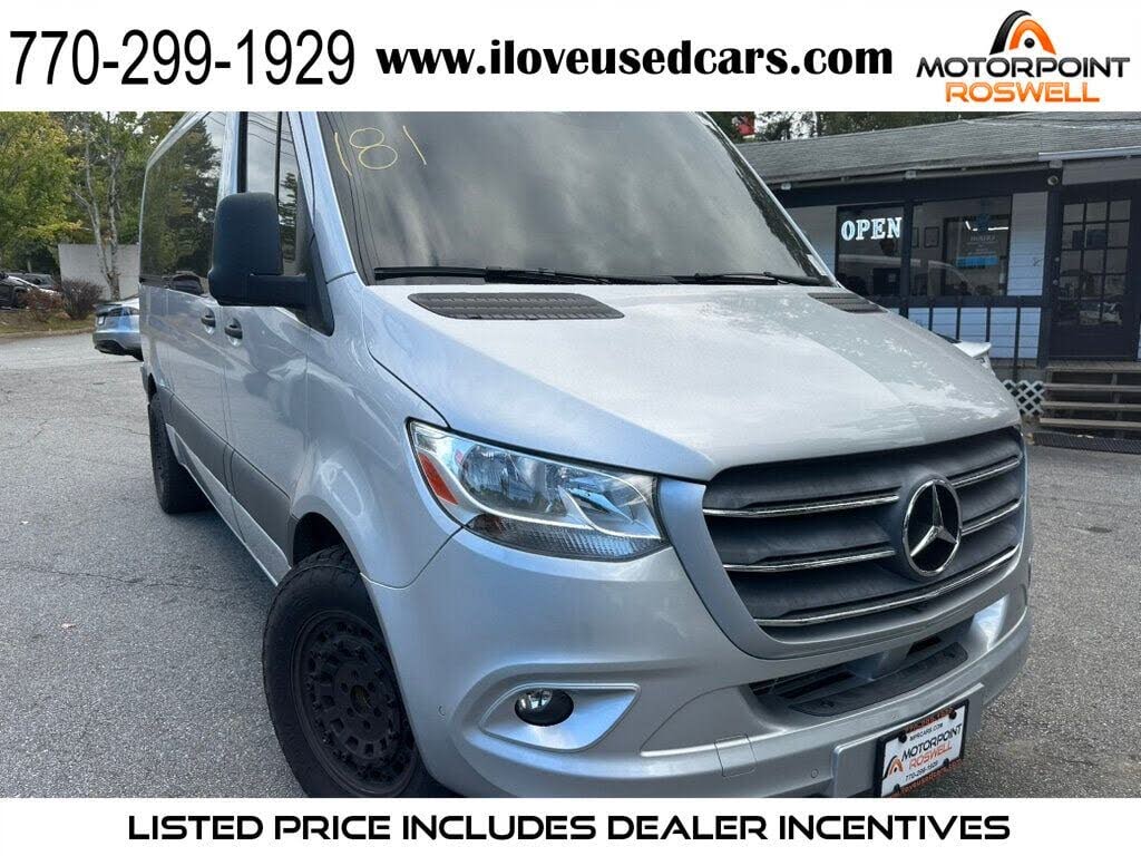 2022 Mercedes-Benz Sprinter 2500 144 High Roof Passenger Van RWD