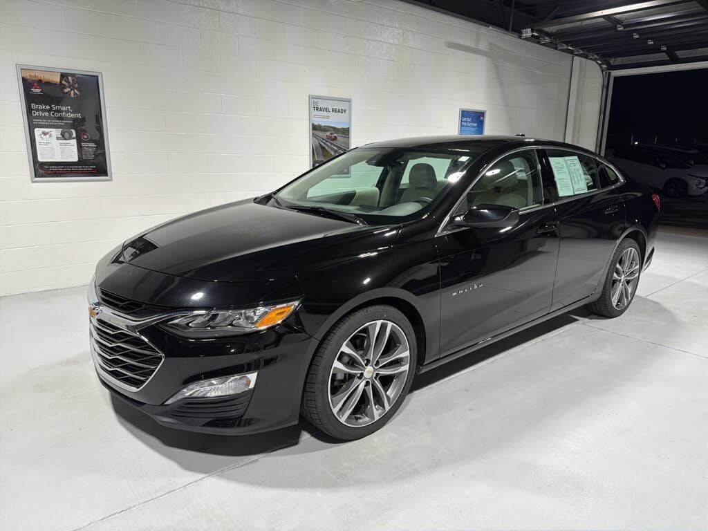2024 Chevrolet Malibu LT with 2LT FWD