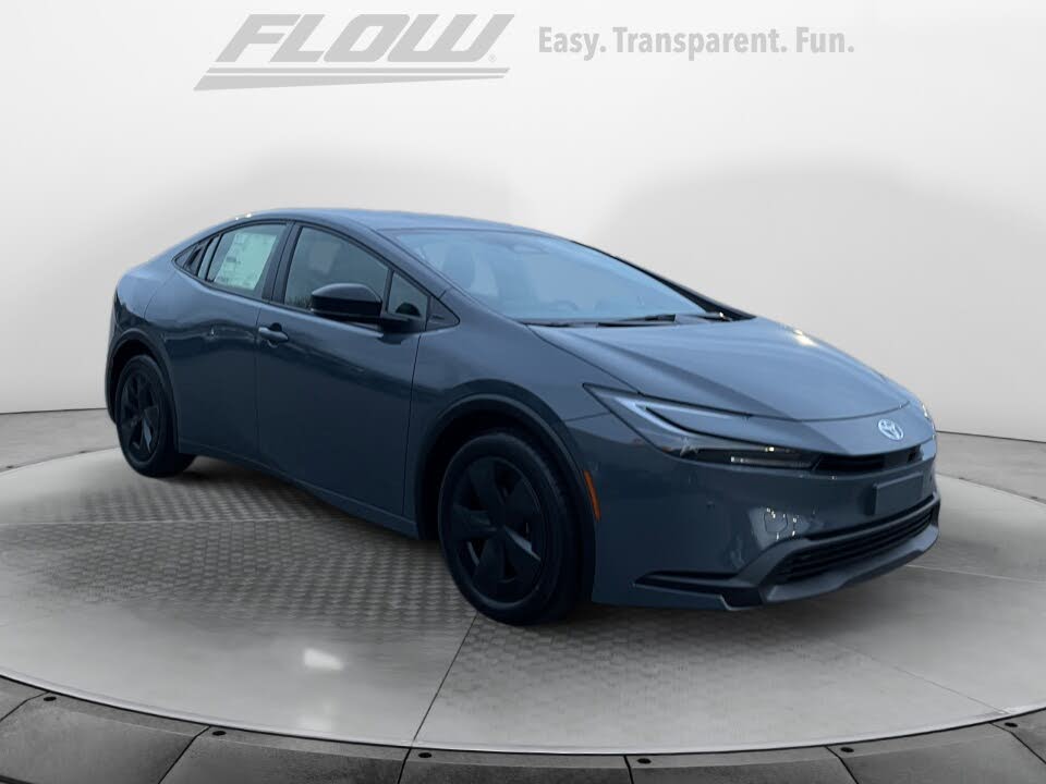 2026 Toyota Prius LE FWD