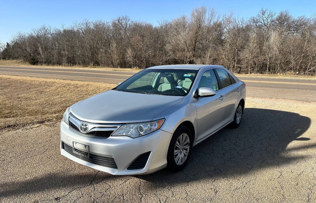 2014 Toyota Camry LE