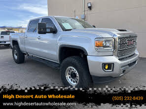 GMC Sierra 3500HD Denali Crew Cab LB DRW 4WD