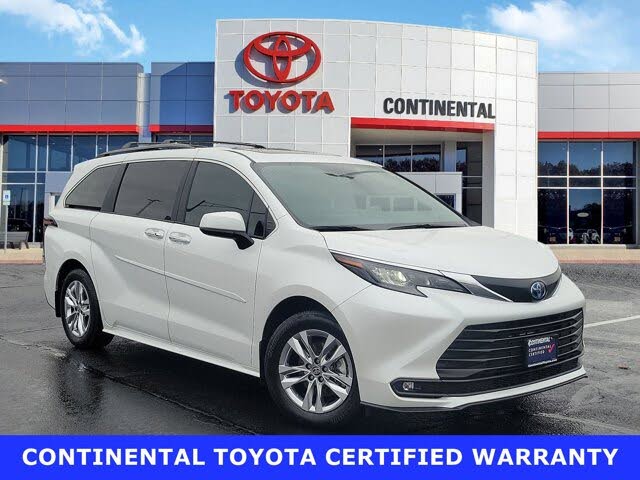 2025 Toyota Sienna XLE 7-Passenger AWD