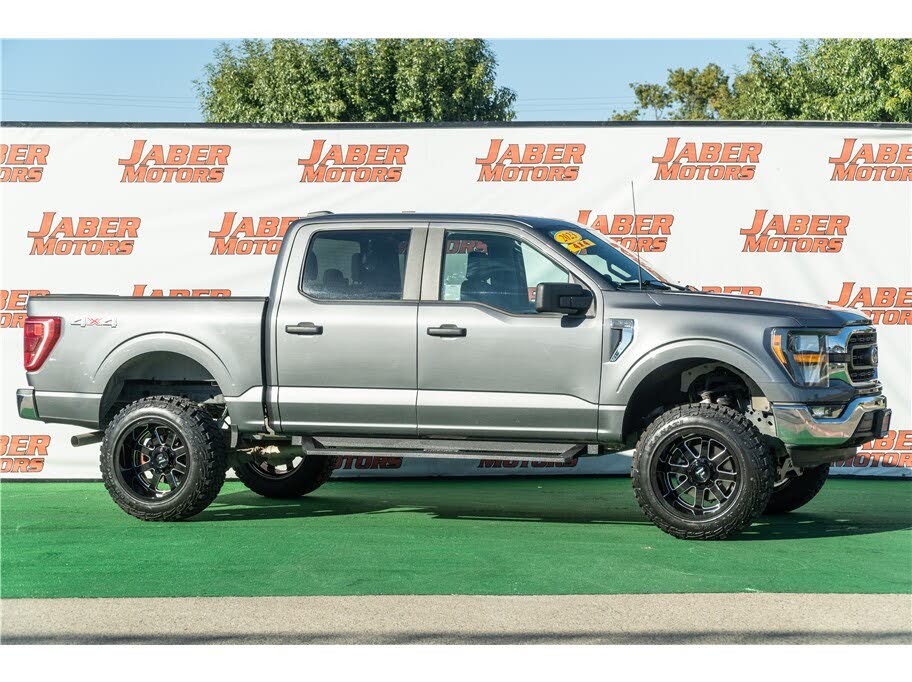 2023 Ford F-150 XLT SuperCrew 4WD