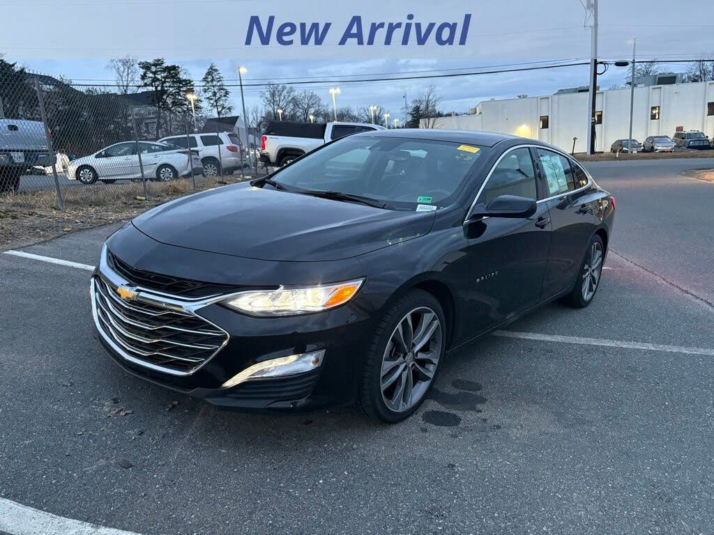 2024 Chevrolet Malibu LT with 2LT FWD