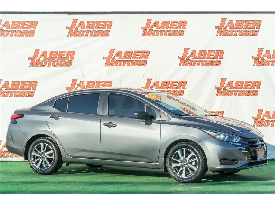 2024 Nissan Versa S FWD