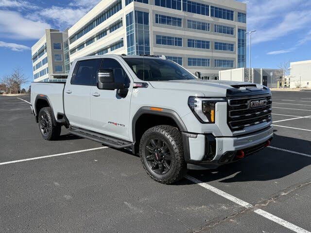 2025 GMC Sierra 2500HD AT4 Crew Cab 4WD