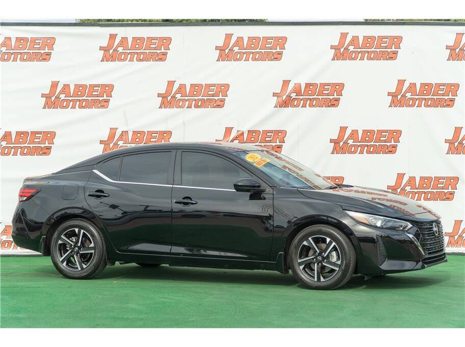 2025 Nissan Sentra SV FWD