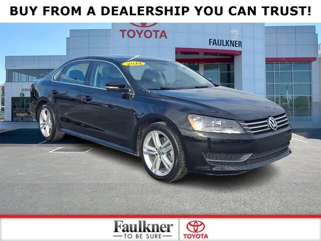 2014 Volkswagen Passat SE with Sunroof 1.8