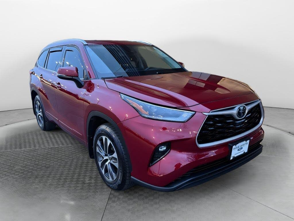 2021 Toyota Highlander XLE AWD