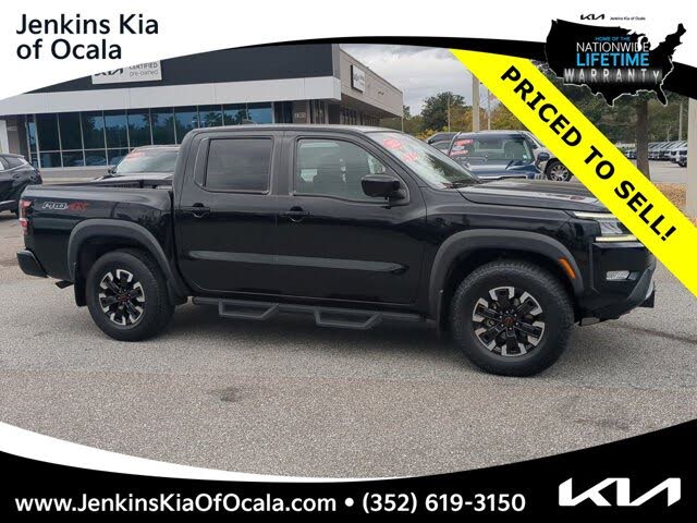 2023 Nissan Frontier PRO-4X Crew Cab 4WD