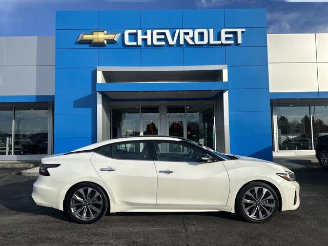 2023 Nissan Maxima Platinum FWD