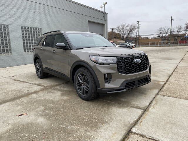 2026 Ford Explorer ST AWD