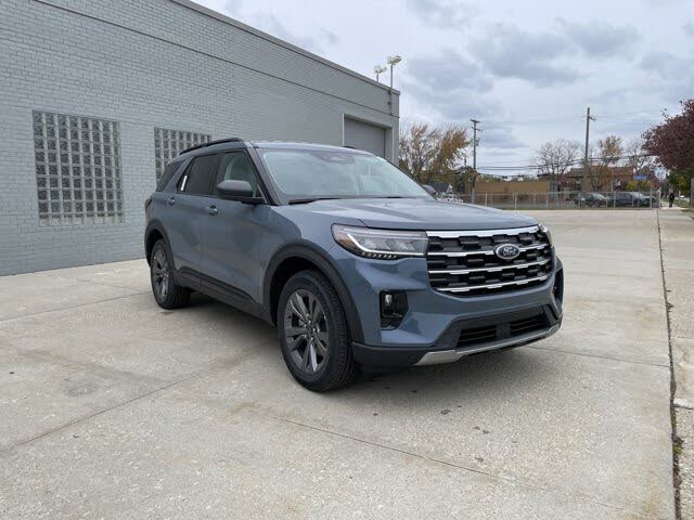 2026 Ford Explorer Active AWD