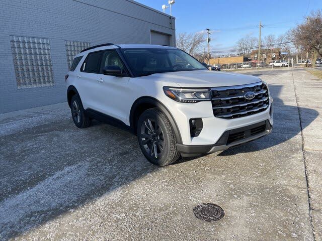 2026 Ford Explorer Active AWD