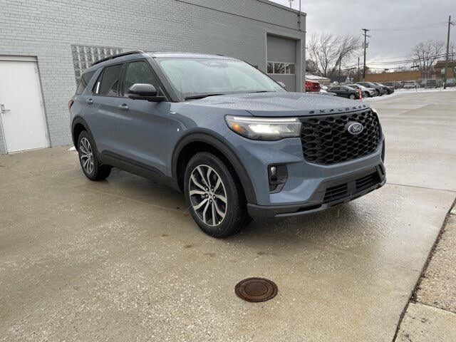 2026 Ford Explorer ST-Line AWD
