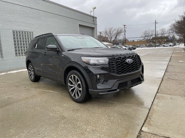 2026 Ford Explorer ST-Line AWD