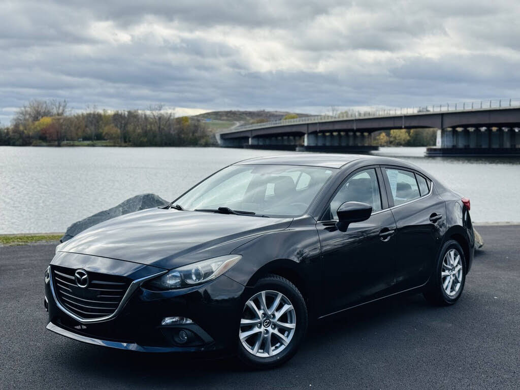 2015 Mazda MAZDA3 i Touring