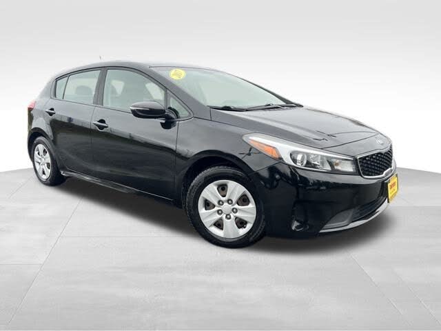 2017 Kia Forte5 LX