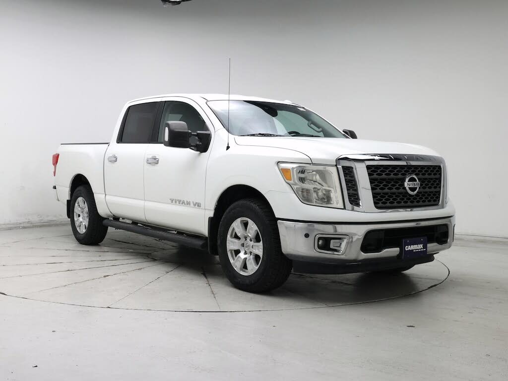 2018 Nissan Titan SV Crew Cab 4WD