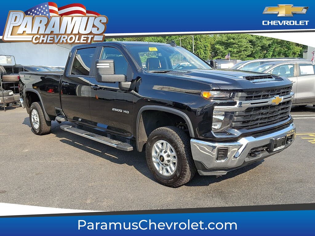 2024 Chevrolet Silverado 2500HD LT Crew Cab 4WD