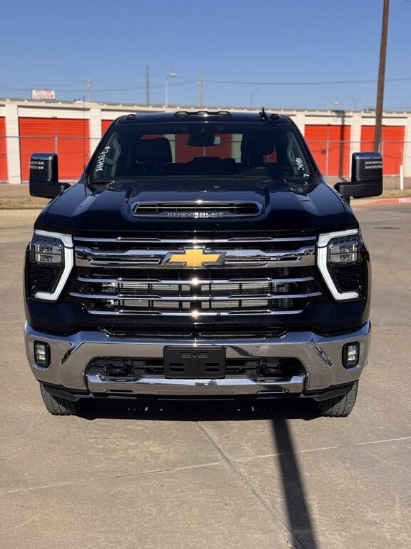 2025 Chevrolet Silverado 3500HD LTZ Crew Cab 4WD