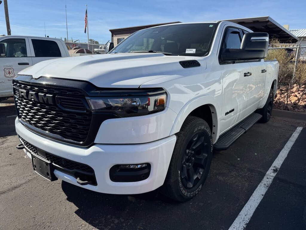 2025 RAM 1500 Big Horn Crew Cab 4WD