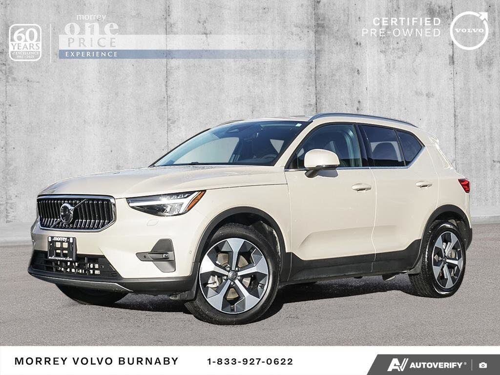 Volvo XC40 B5 Plus Bright Theme AWD 2025