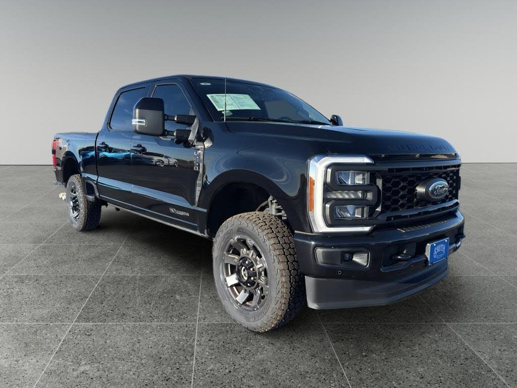 2023 Ford F-250 Super Duty Lariat Crew Cab 4WD
