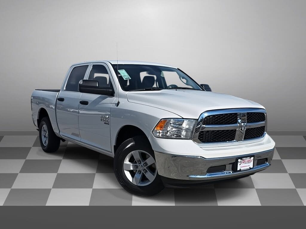 2023 RAM 1500 Classic SLT Crew Cab 4WD