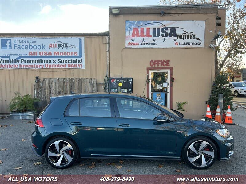 2018 Volkswagen Golf GTI 2.0T SE 4-Door FWD