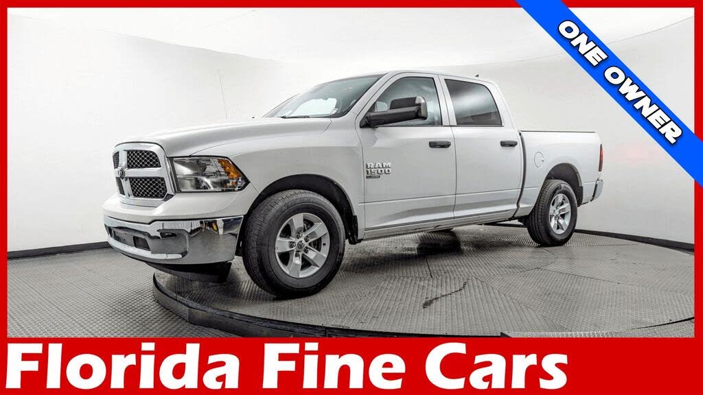 2023 RAM 1500 Classic SLT Crew Cab RWD