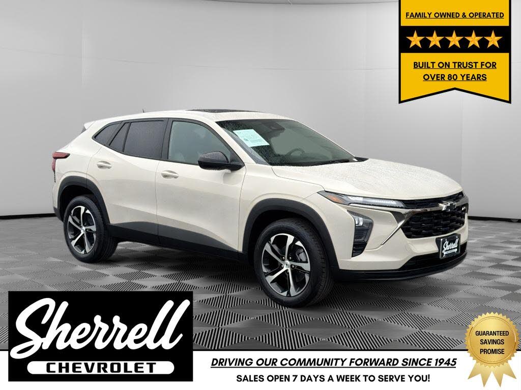 2026 Chevrolet Trax RS with 1RS FWD