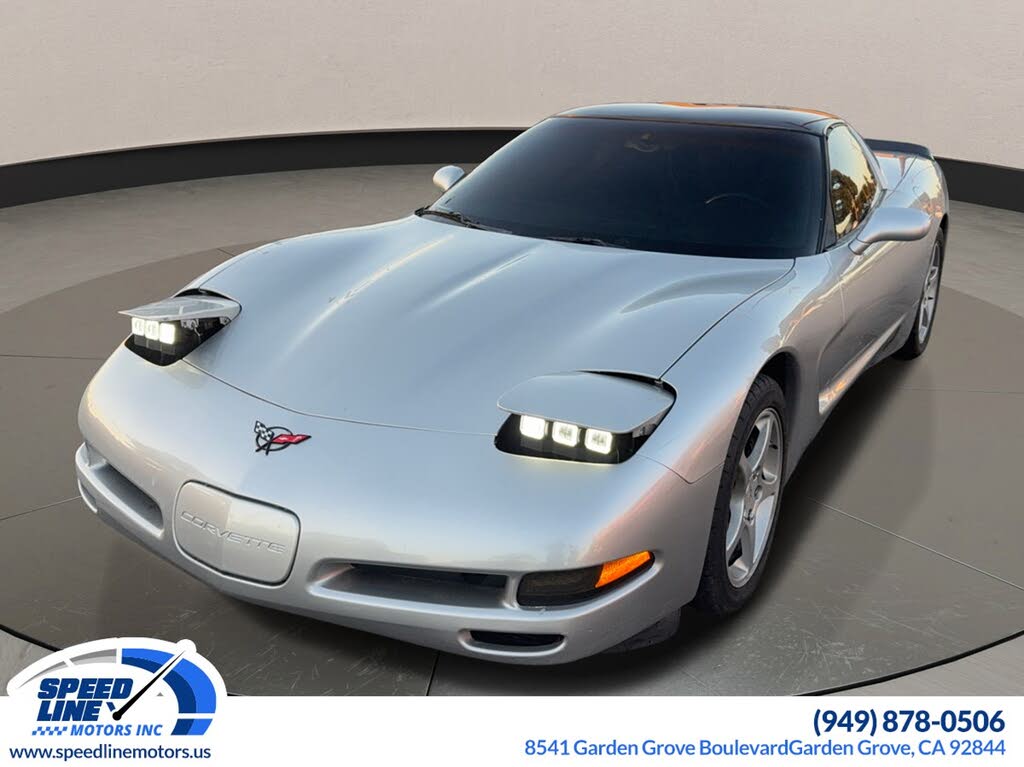 2004 Chevrolet Corvette Coupe RWD