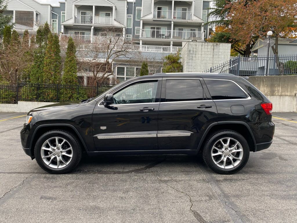 2011 Jeep Grand Cherokee 70th Anniversary 4WD