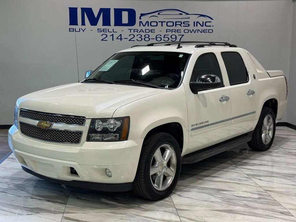 2013 Chevrolet Avalanche LTZ Black Diamond Edition 4WD