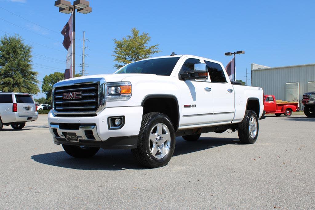 2015 GMC Sierra 2500HD SLT Crew Cab SB 4WD