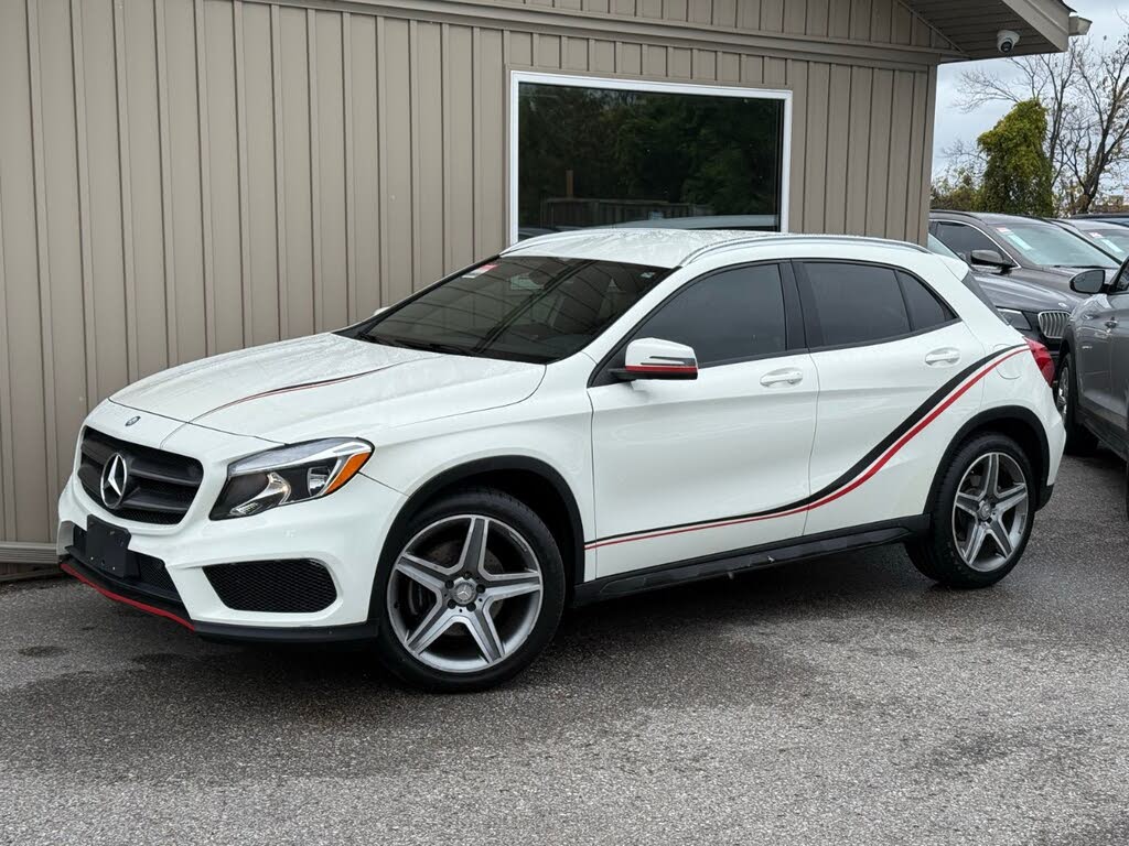 Mercedes-Benz GLA 250 4MATIC 2015