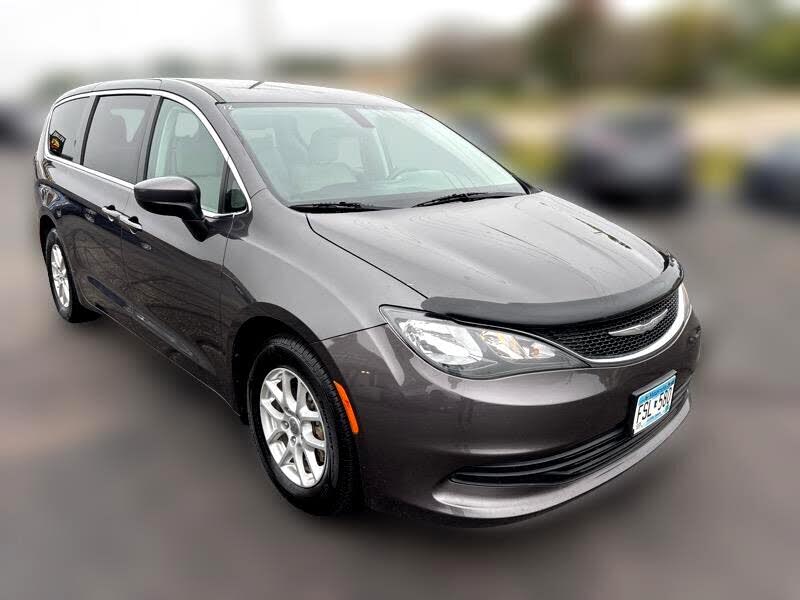2017 Chrysler Pacifica Touring FWD