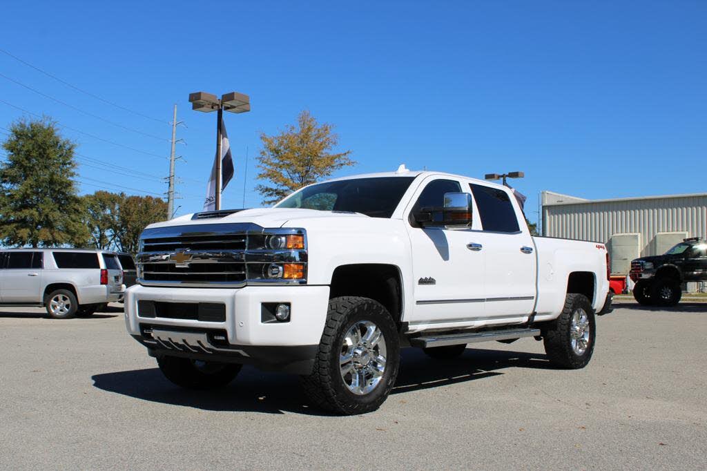 2019 Chevrolet Silverado 2500HD High Country Crew Cab 4WD