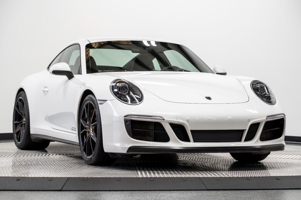 2019 Porsche 911 Carrera GTS Coupe RWD