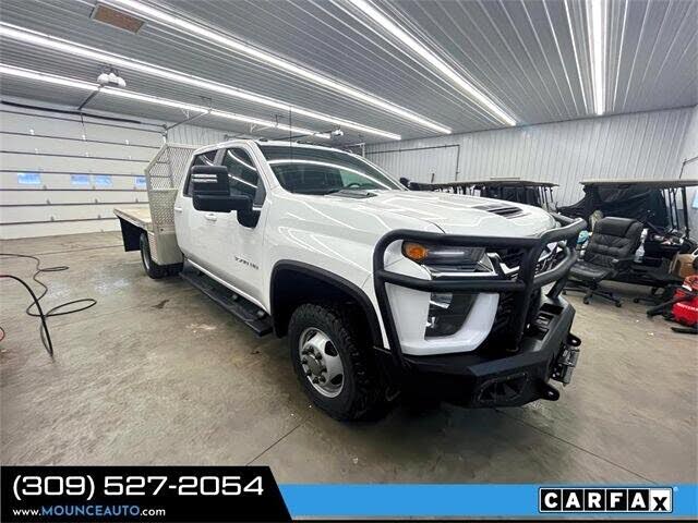 2020 Chevrolet Silverado 3500HD Chassis LT Crew Cab 4WD