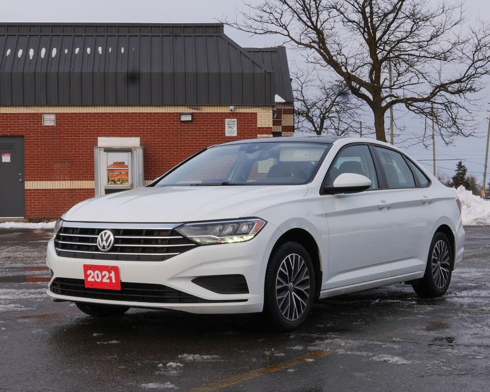 Volkswagen Jetta Highline FWD 2021