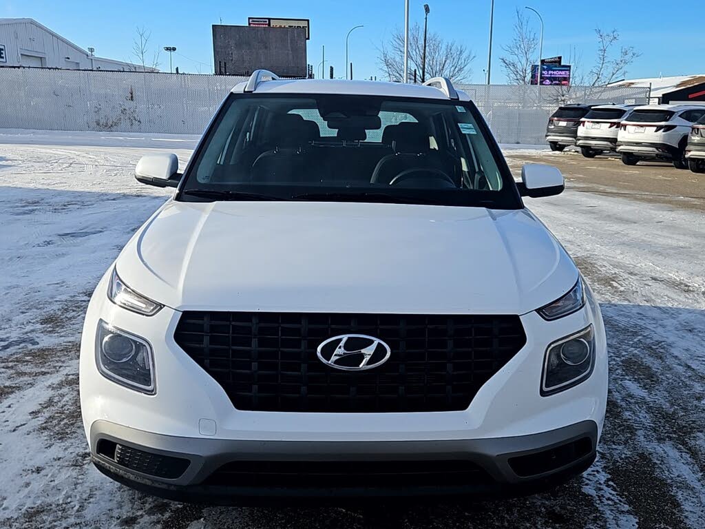 Hyundai Venue Preferred FWD 2023