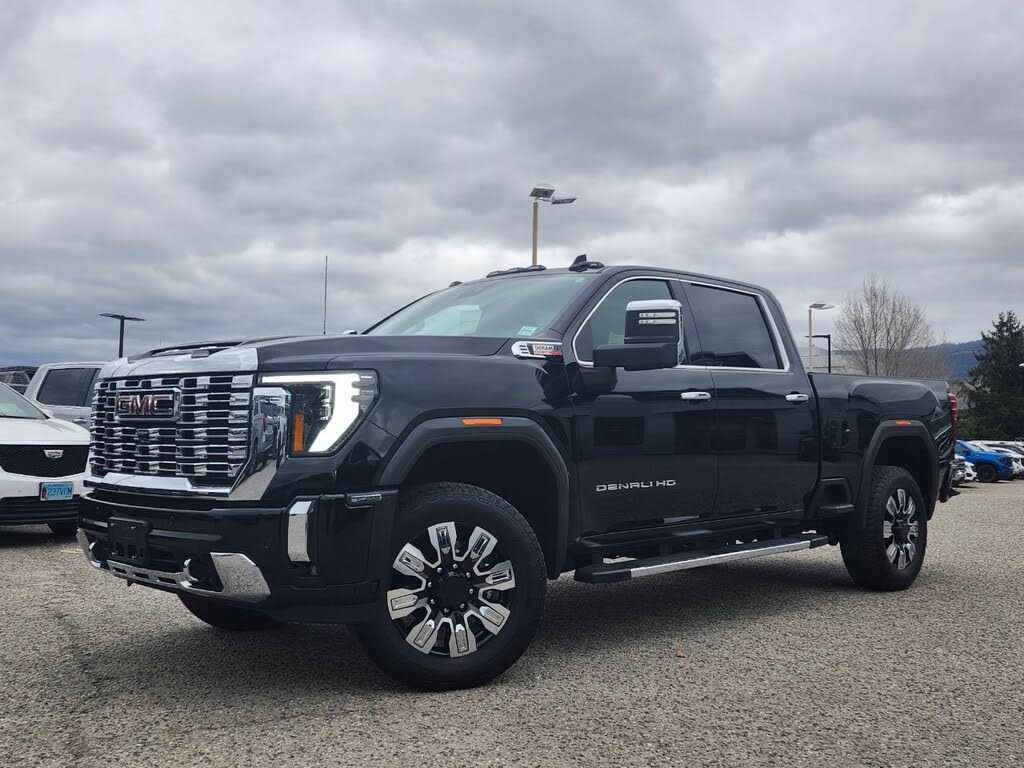 2024 GMC Sierra 3500HD Denali Crew Cab 4WD